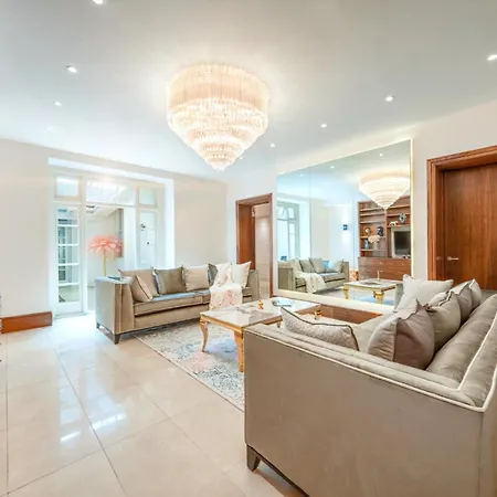 250 Sqm Mega Mansion Appartement